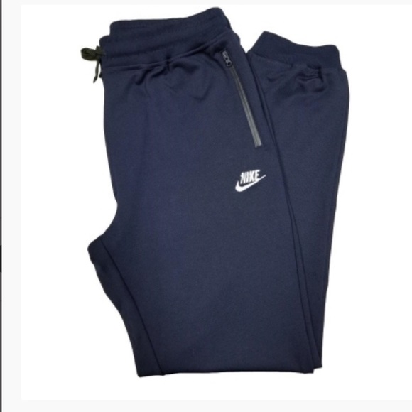 Nike tech extra pics - Picture 3 of 3